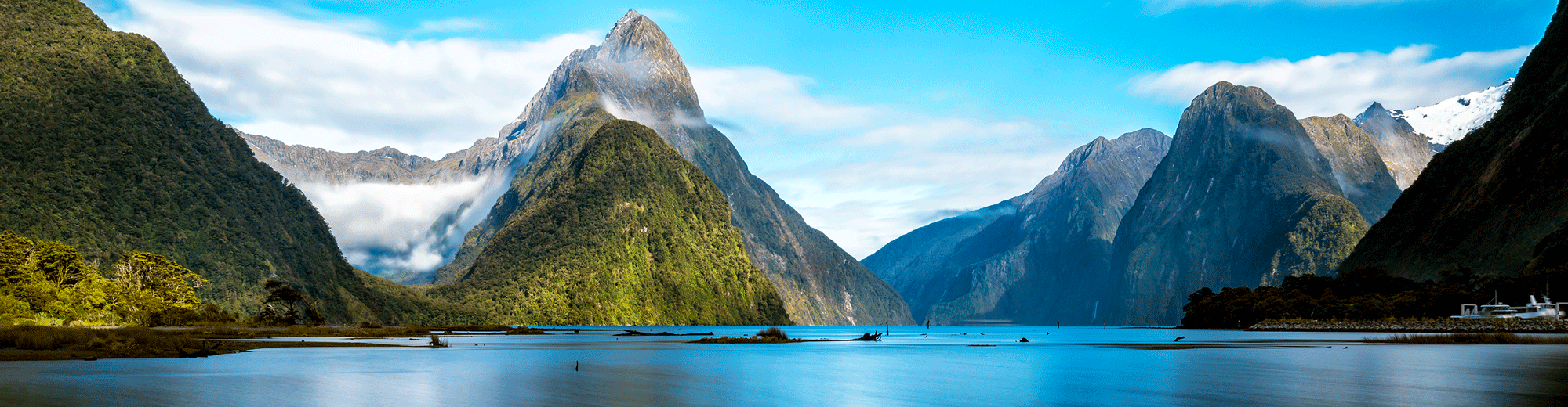 Teluk Milford, New Zealand