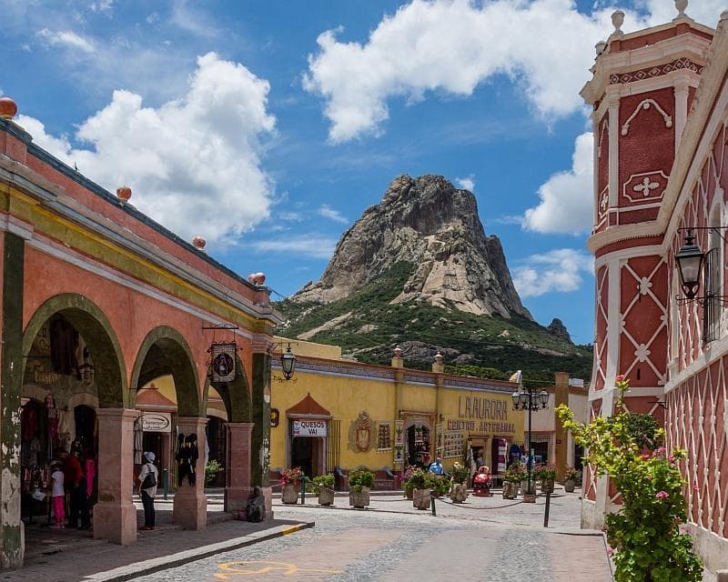 Peña de Bernal, México