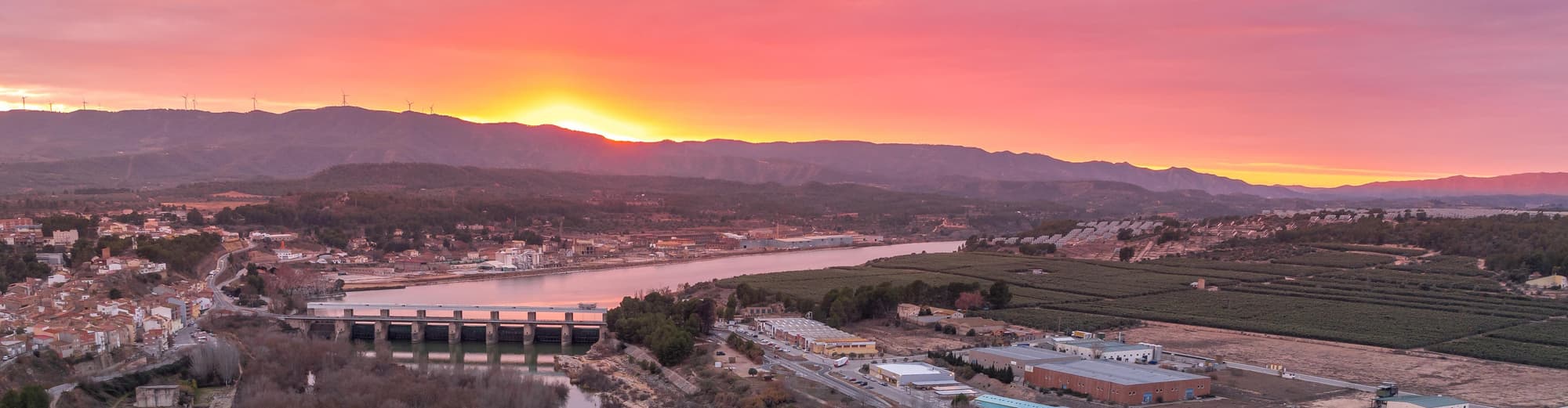 Фликс, Испания