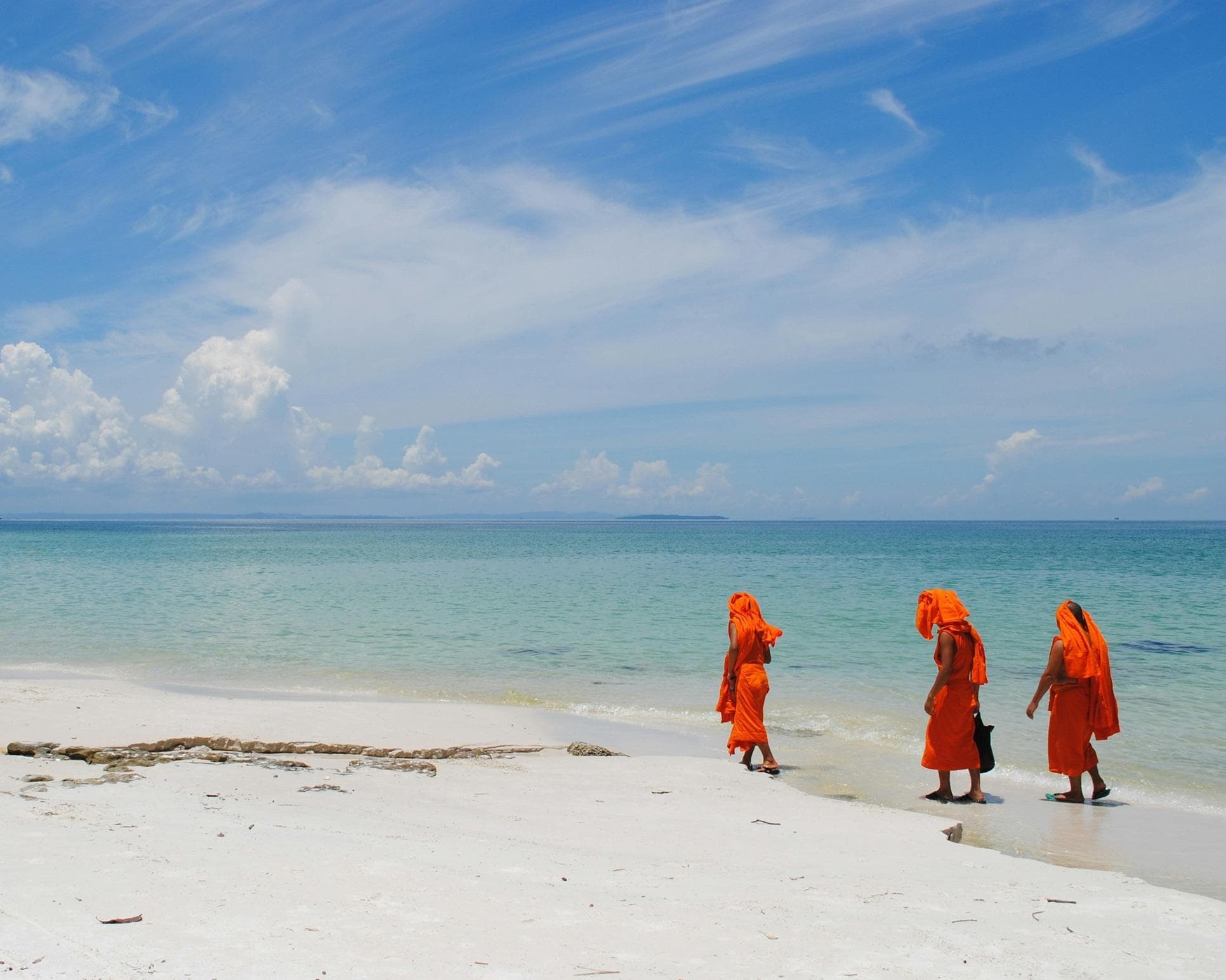 Koh Rong Sanloem, Camboja