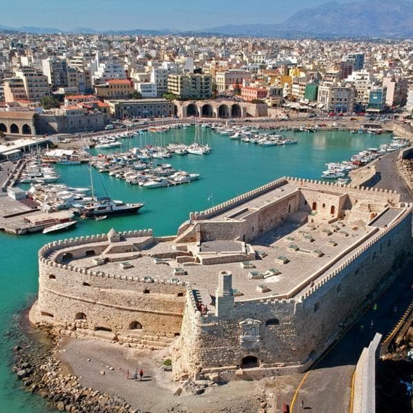 Jour 1 : France /  Héraklion - Hersonissos