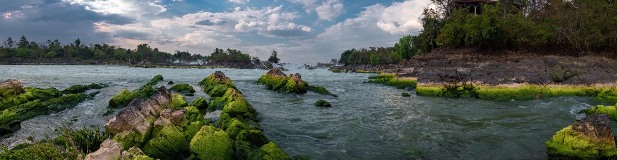 唐空, 老撾人民民主共和國