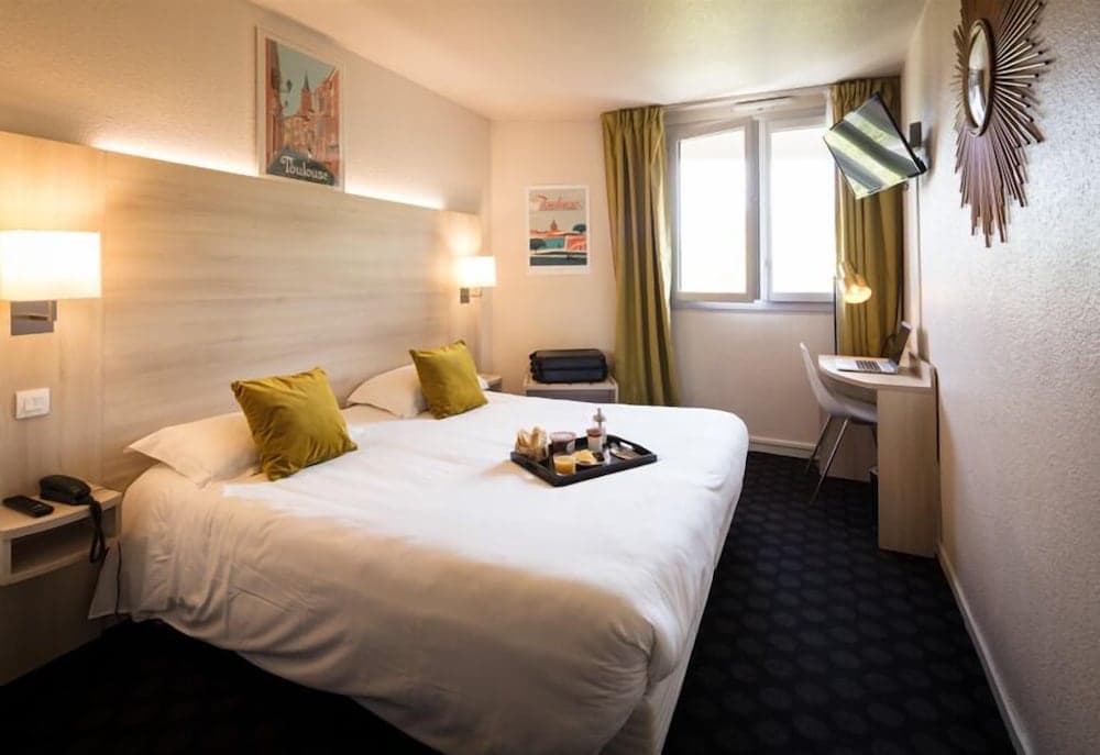 Hôtel d'Orsay, Room