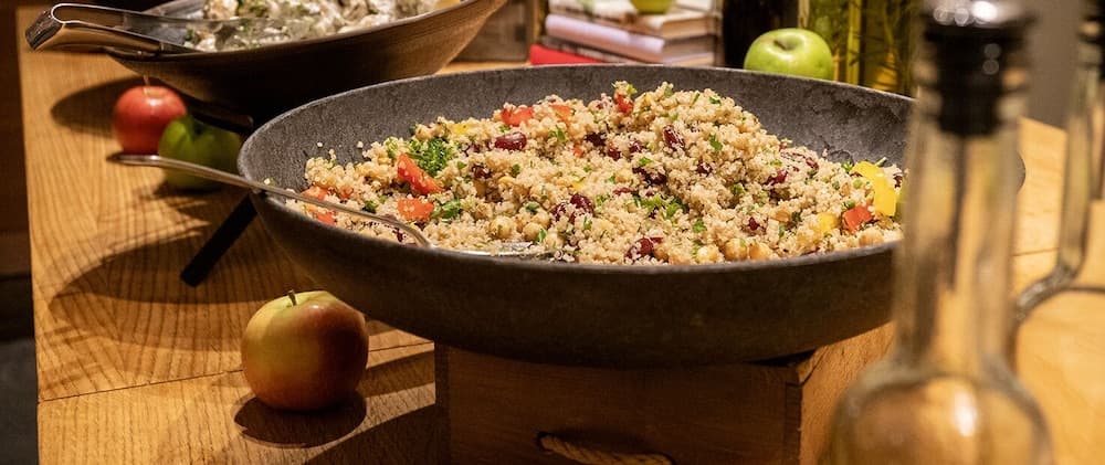 Home Hotel Jugend, Dining