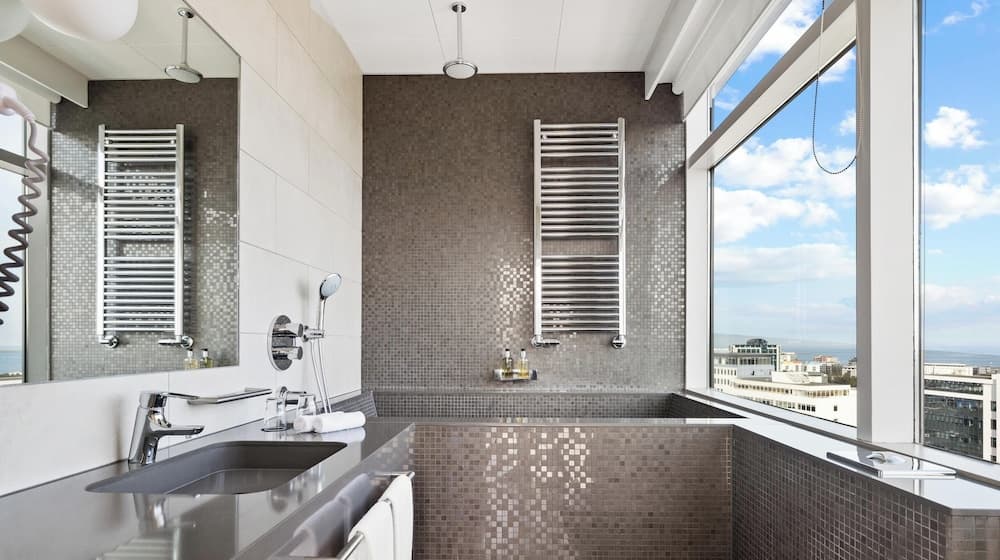 Hotel Ísland - Spa & Wellness Hotel, Bathroom