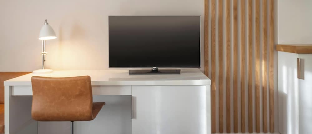 The Morrison Dublin, Curio Collection by Hilton, Room