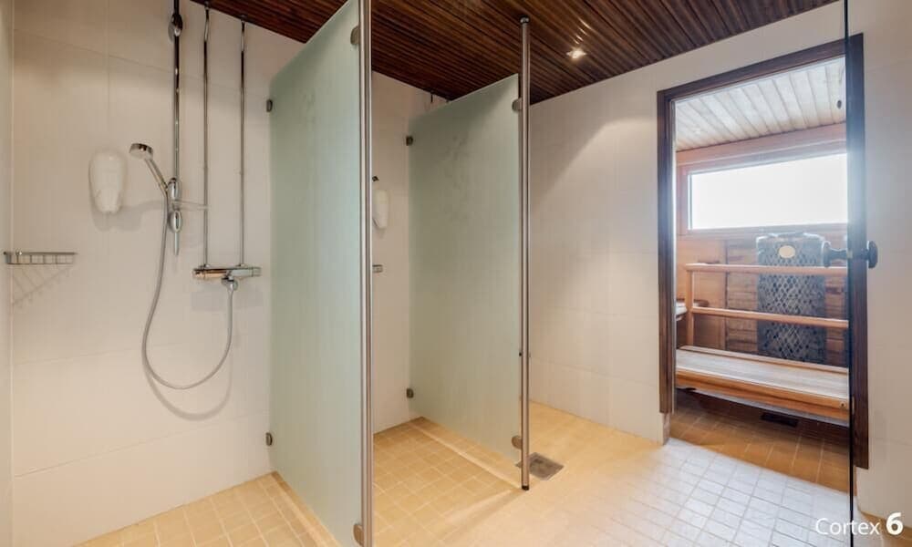 Santa's Hotel Santa Claus, Bathroom