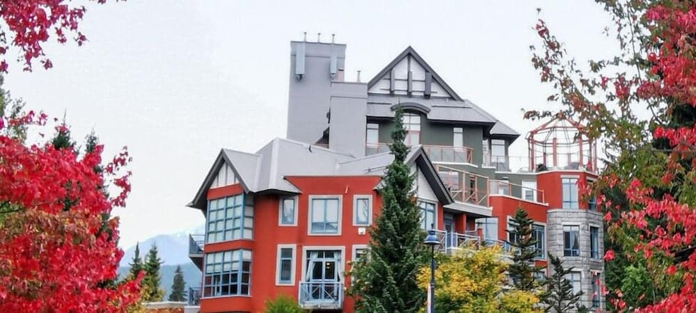 Alpenglow Lodge by MountainView, Primary image