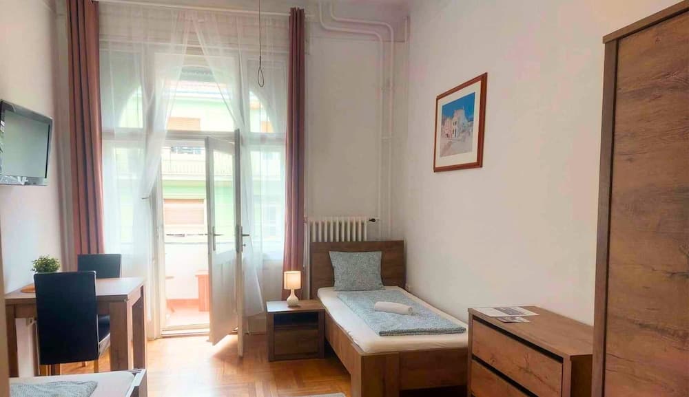 BlackSheep Budapest Smart Rooms, Room