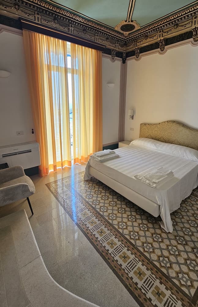Galene - Beachfront in Costa d'Amalfi, Room