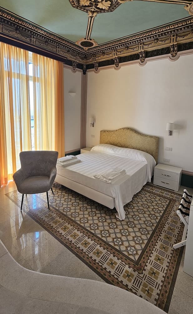 Galene - Beachfront in Costa d'Amalfi, Room