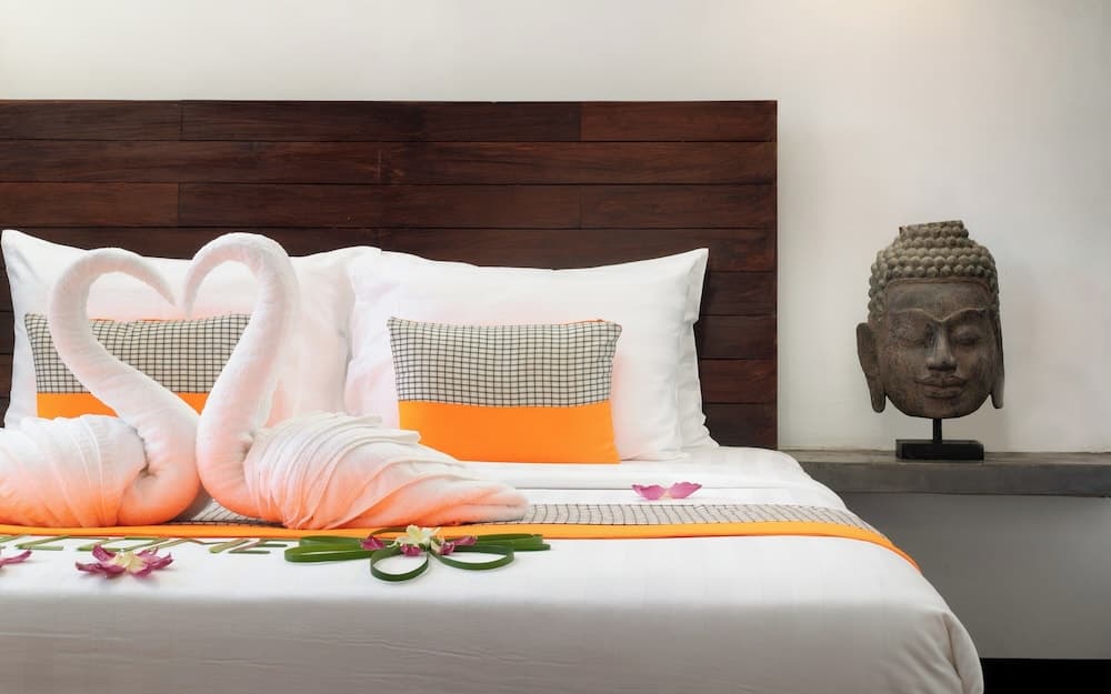 The Calm Oasis, Room