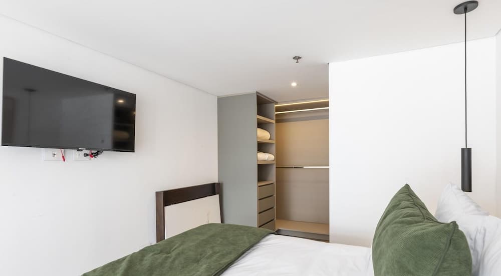 Edificio Taj 97 By Jalo, Room