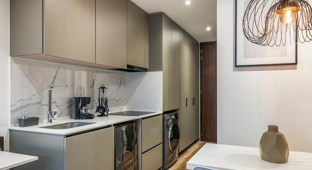 Edificio Taj 97 By Jalo, Private kitchen