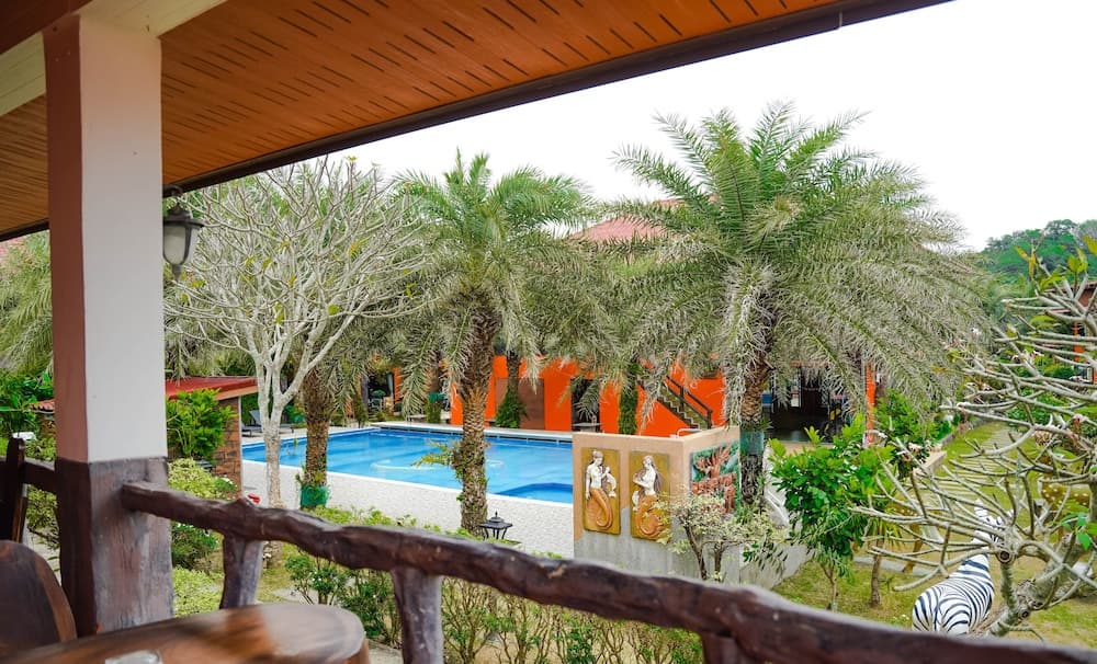 Chomview Lanta Water Park Resort, Exterior