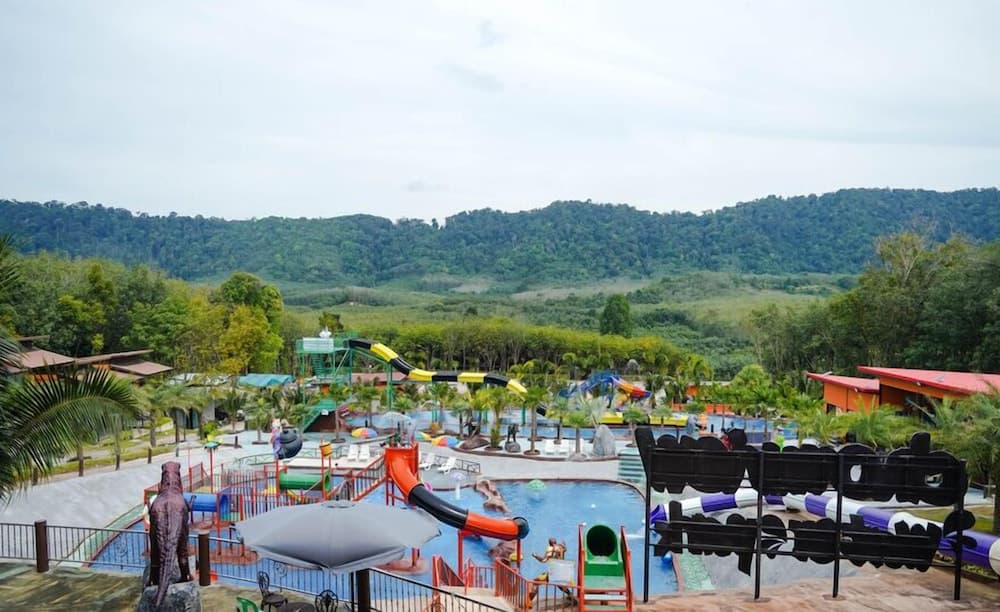 Chomview Lanta Water Park Resort, Water park