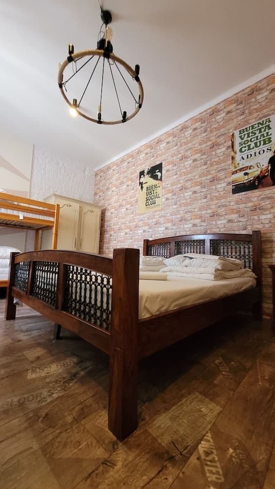 Hostel Chmielna 5 Rooms & Apartments, Room