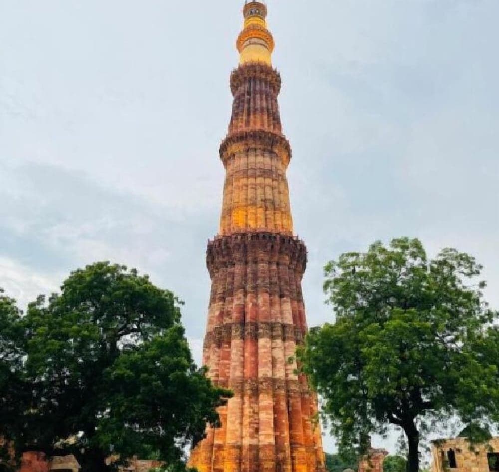 Hotel Sai Miracle, City shuttle