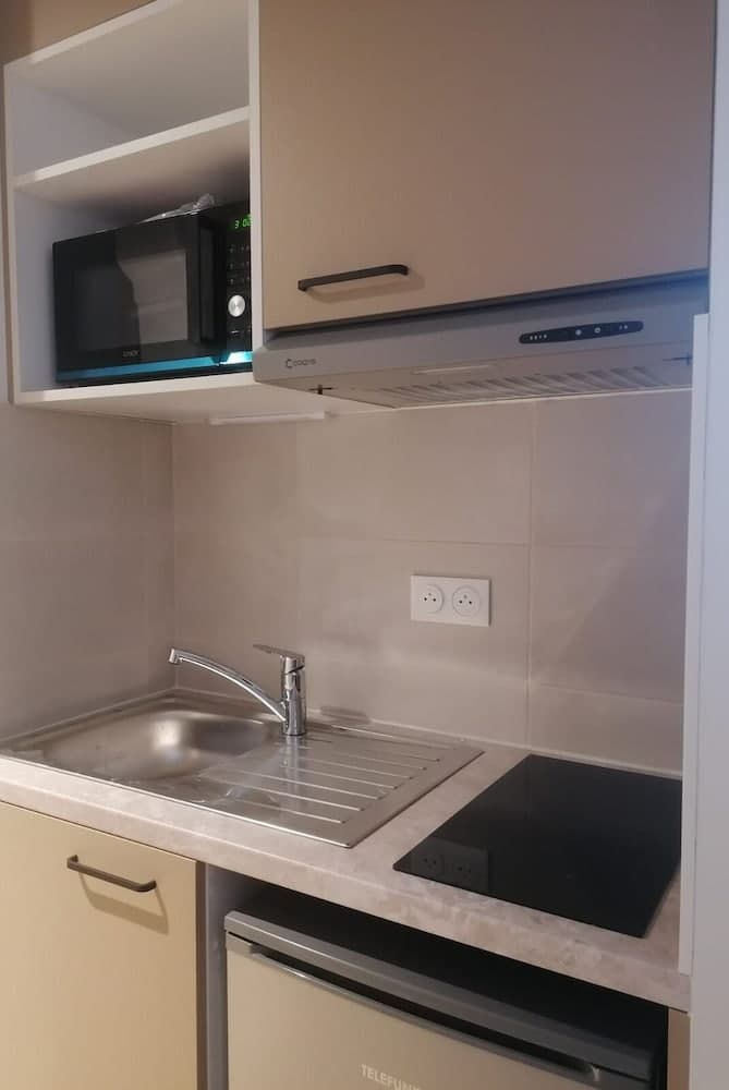 Nemea Appart Hotel Strasbourg Illkirch, Private kitchen