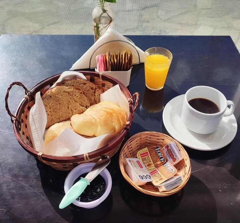 Hosteria Puyehue, Breakfast meal