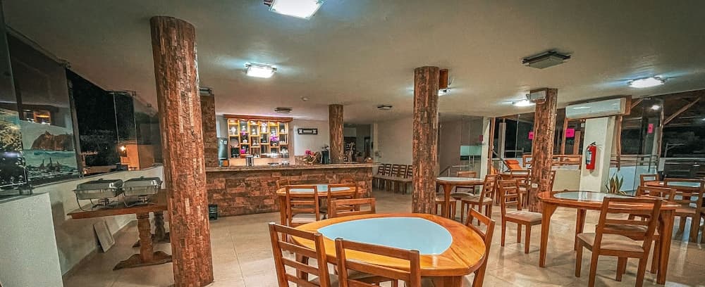 Hotel Flamingo, Restaurant