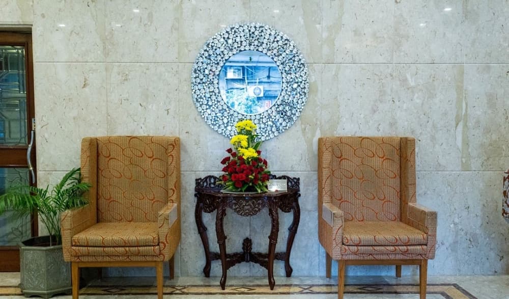 Residency Hotel Fort, Lobby