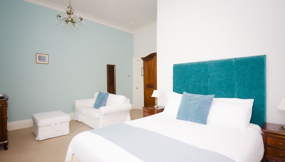 Crofton House Hotel, Room