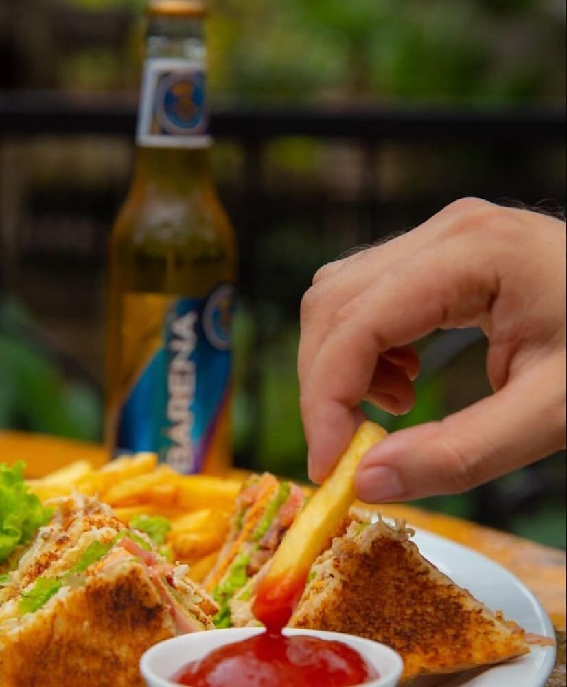 Mayan Hills Resort, Restaurant