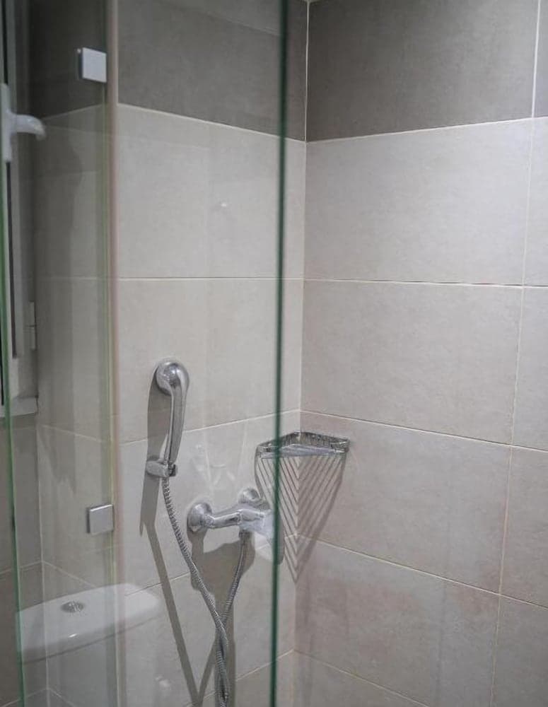 Mansion Hotel, Bathroom