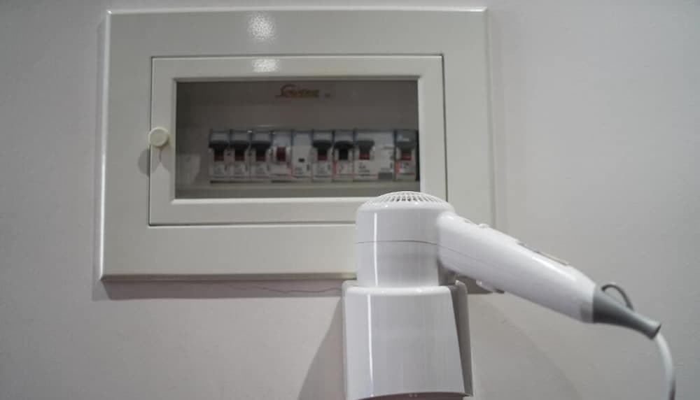 Mansion Hotel, Miscellaneous