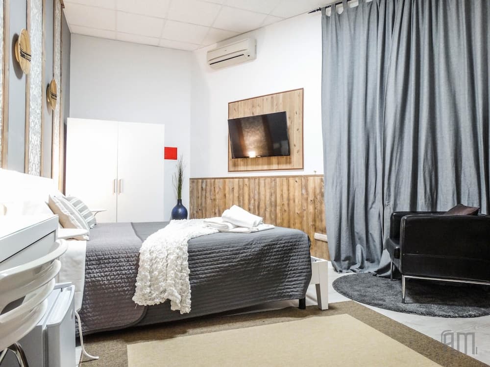 Magic Door Rome, Room