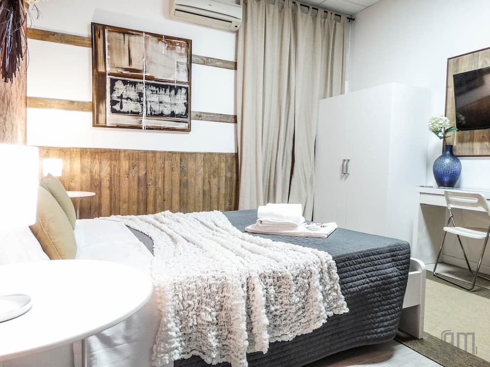 Magic Door Rome, Room