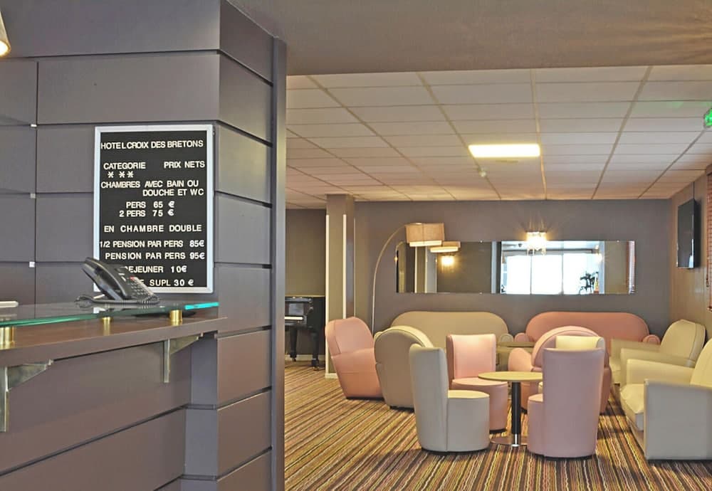 Hôtel Croix des Bretons Lourdes Pyrénées, Lobby lounge