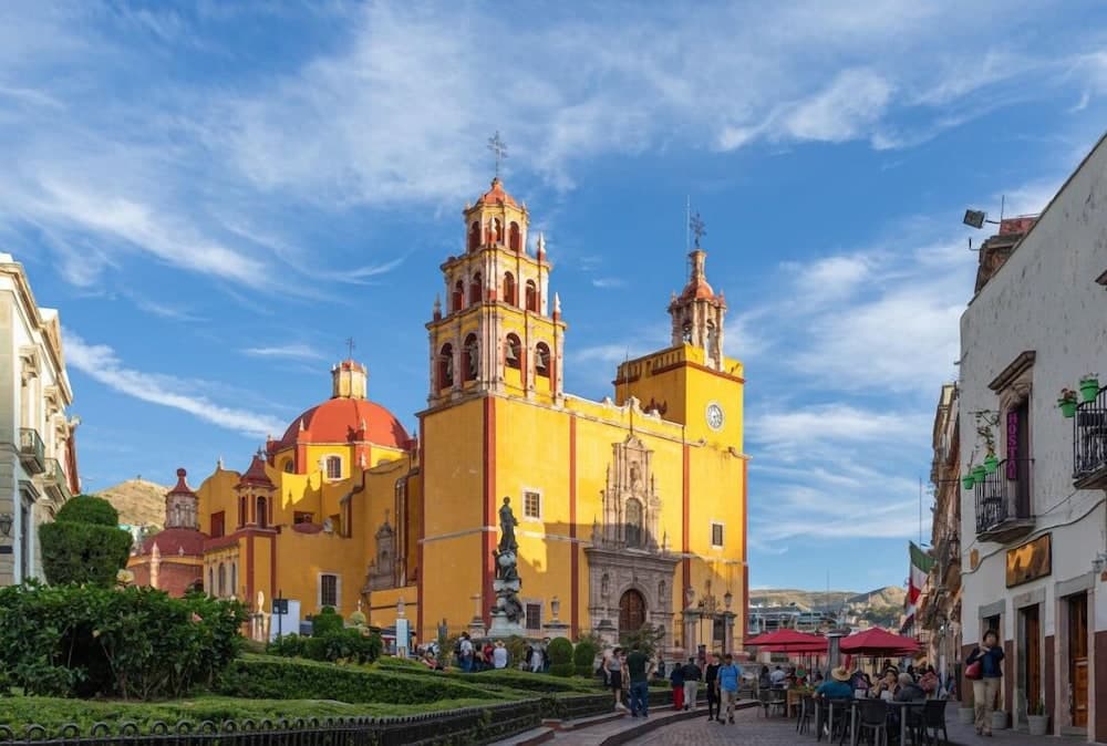 Hotel Misión Grand Casa Colorada, Point of interest