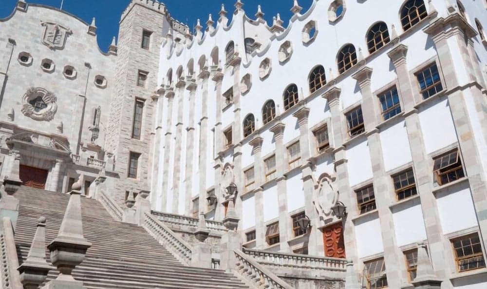 Hotel Misión Grand Casa Colorada, Point of interest