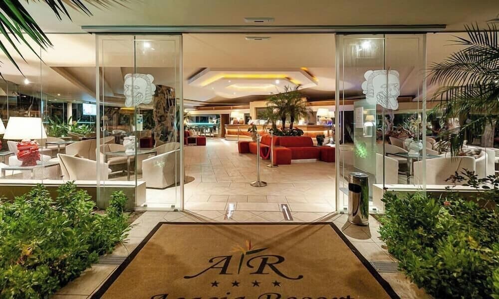 Acacia Resort, Reception