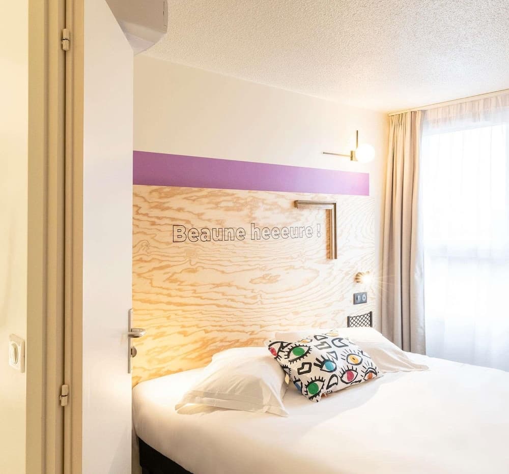 Greet Hotel Beaune, Room