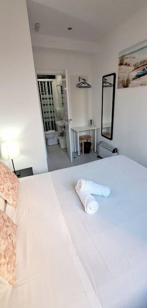 AYZ Sierra de Meira - Auto check-in property, Room