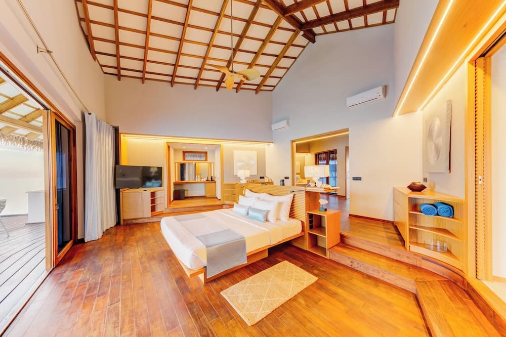 Cinnamon Velifushi Maldives, Room