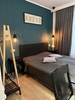 Art Hotel, Room