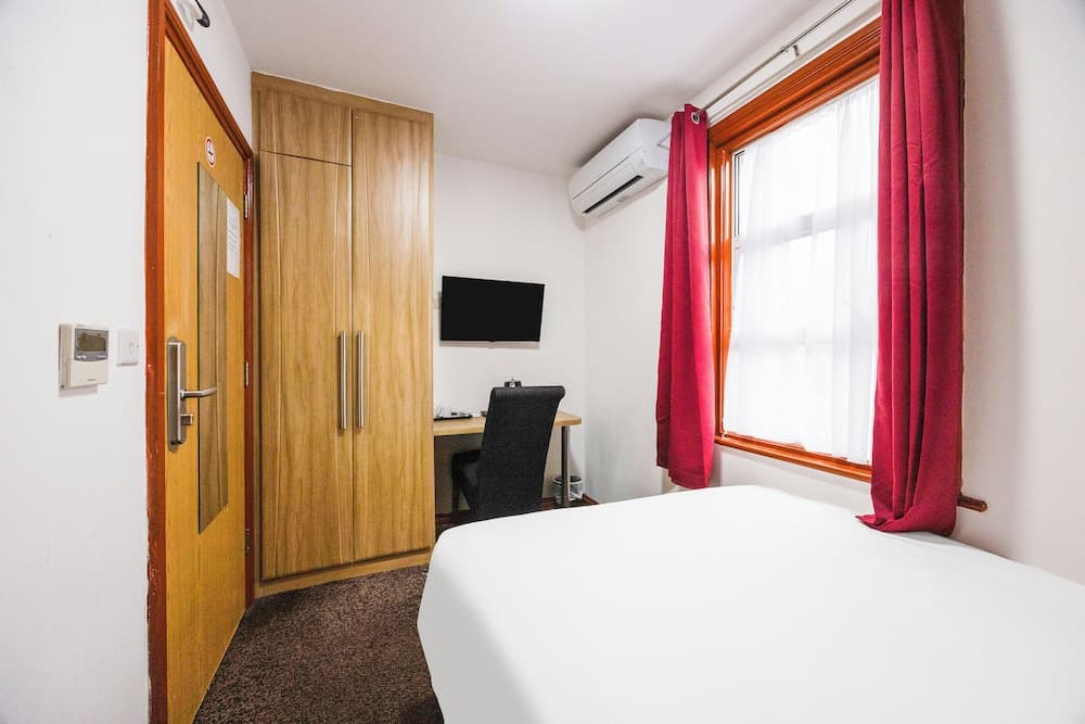 Arinza Hotel, London Ilford, Room