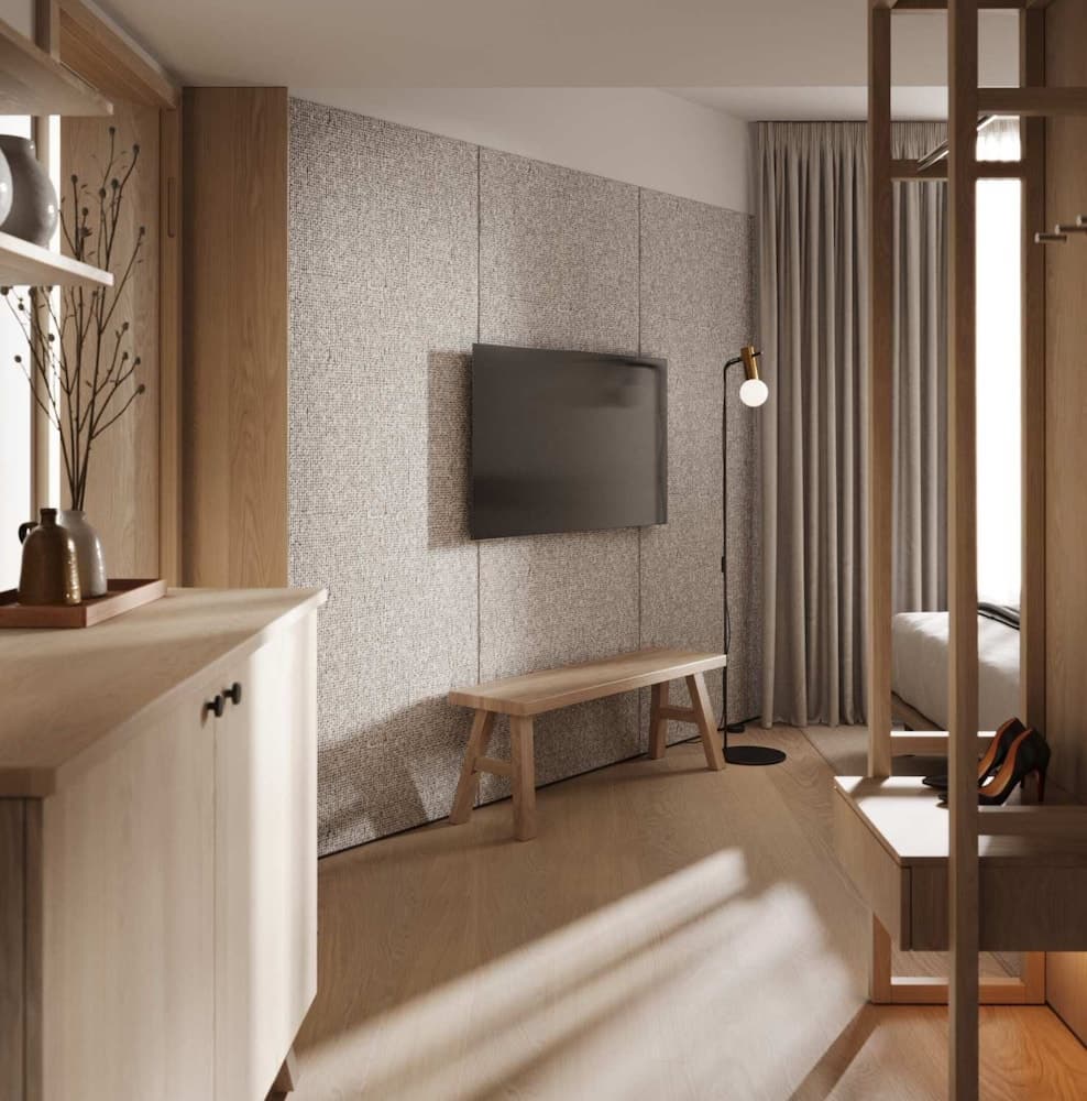 FortyPlusOne Hotel, Room