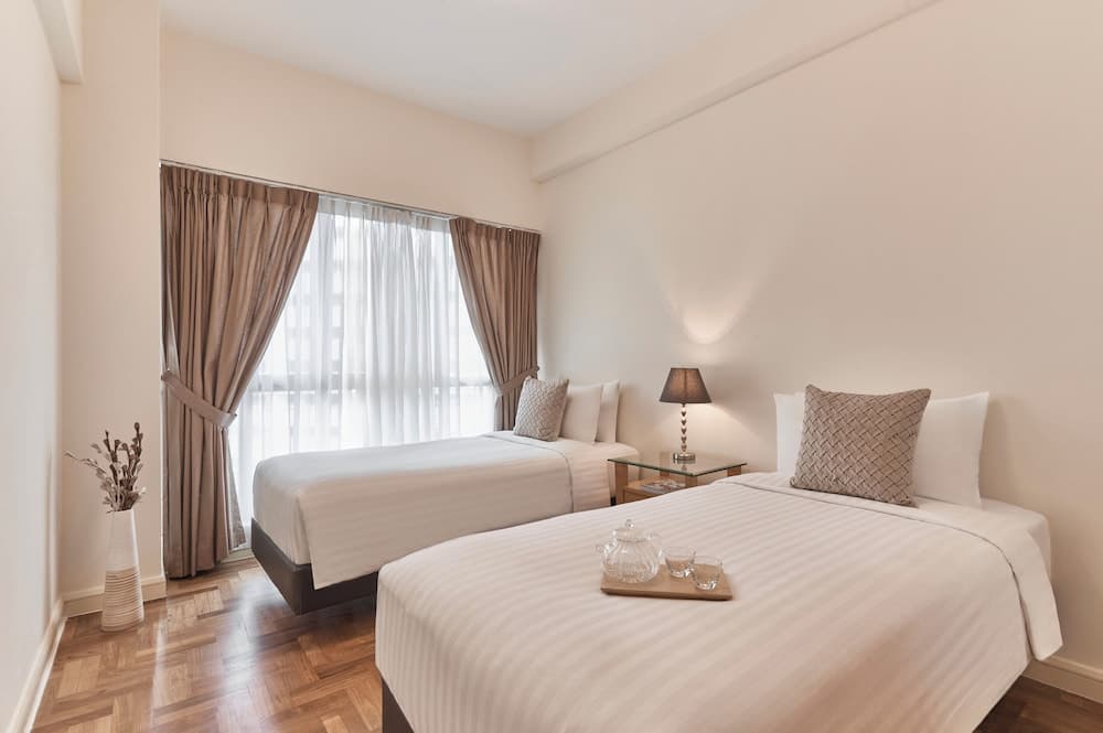 Village Residence Hougang, Room