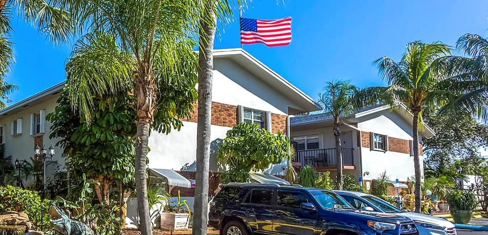 Richard's Motel Studio, Primary image