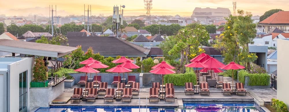 Sevn Legian, Rooftop pool
