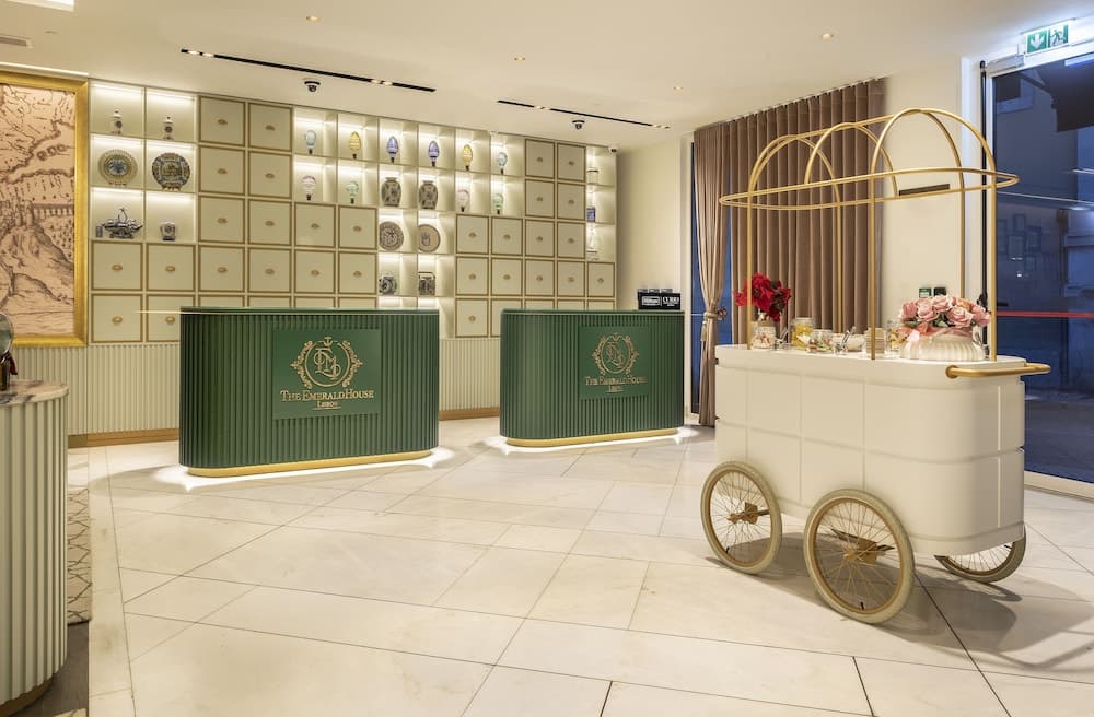 The Emerald House Lisbon, Curio Collection By Hilton, Reception