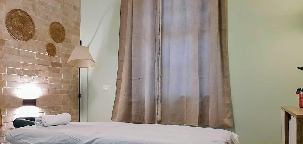 Colony Hotel Haifa, Massage