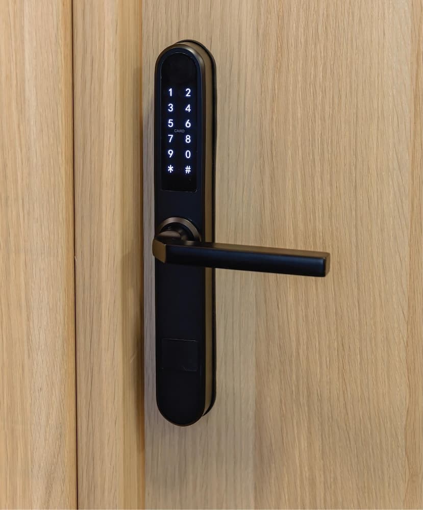 Zed Smart Property by Airstay, Interior entrance