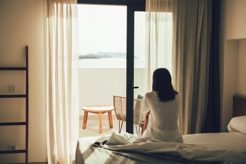 Cala Lanuza Suites, Primary image