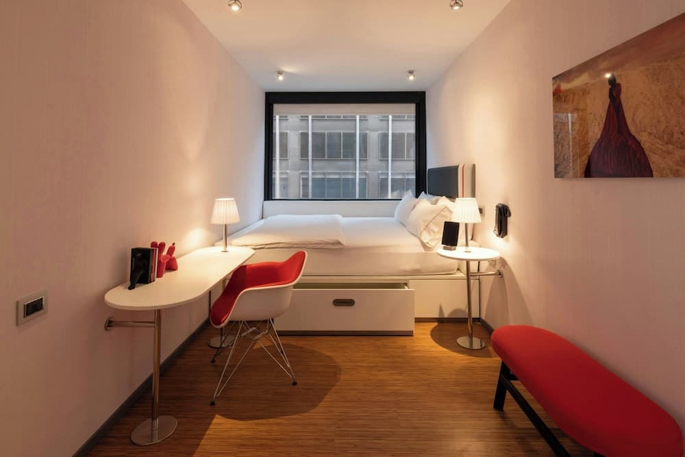 citizenM New York Times Square, Room